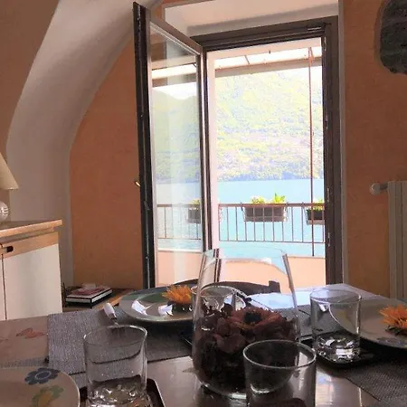 Apartamento Stunning Balcony Over Lake Como - *